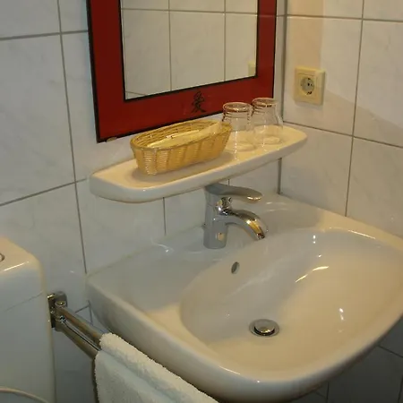 Des Pecheurs Guest house 3*